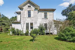 102 S Trowell Ave, Umatilla, FL 32784 - Photo 29