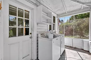 102 S Trowell Ave, Umatilla, FL 32784 - Photo 35