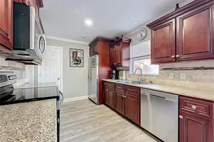 604 Nuevo Leon Ln, The Villages, FL 32159 - Photo 7