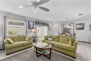 3374 Castlegate Ct, The Villages, FL 32163 - Photo 7