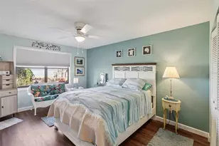 2225 Cypress Ct, Tavares, FL 32778 - Photo 15