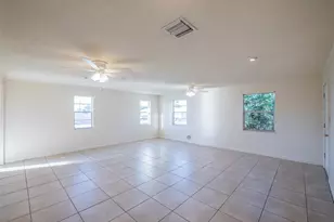 1215 Morin St, Eustis, FL 32726 - Photo 5