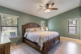 9740 Fairway Cir, Leesburg, FL 34788 - Photo 21