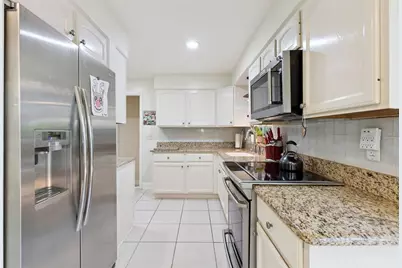 635 Michigan Street, Mount Dora, FL 32757 - Photo 11