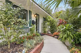 635 Michigan St, Mount Dora, FL 32757 - Photo 3