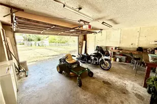 208 Palm Way, Tavares, FL 32778 - Photo 35