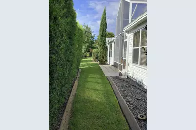 890 Haynesville Way, The Villages, FL 32162 - Photo 11