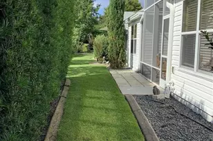 890 Haynesville Way, The Villages, FL 32162 - Photo 11