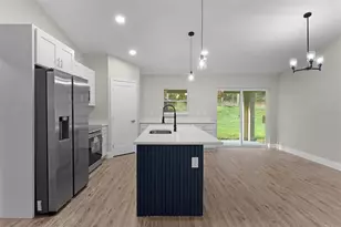 7957 N Primrose Dr, Citrus Springs, FL 34434 - Photo 9