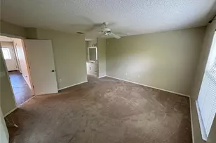 2013 Cristo Rd, Lady Lake, FL 32159 - Photo 11