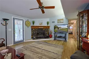 10262 E Pike Dr, Inverness, FL 34450 - Photo 9