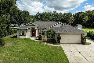 114 Wingfield Dr, Umatilla, FL 32784 - Photo 1