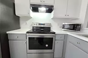 1258 Lucaya Cir, Orlando, FL 32824 - Photo 5