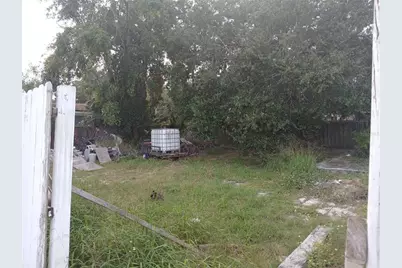 500 W Woodward Avenue, Eustis, FL 32726 - Photo 9