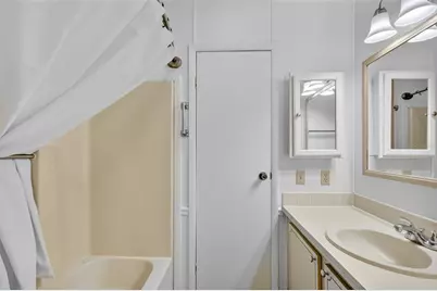 622 Jennifer Drive, The Villages, FL 32159 - Photo 19