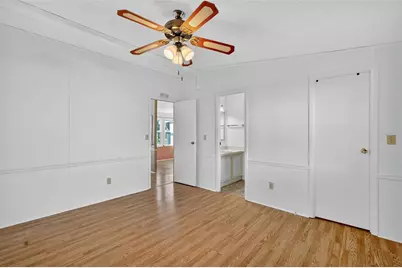 622 Jennifer Drive, The Villages, FL 32159 - Photo 17