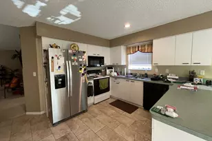 32831 Timberwood Dr, Leesburg, FL 34748 - Photo 11