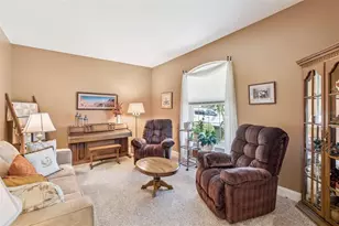 21937 King Alfred St, Leesburg, FL 34748 - Photo 7