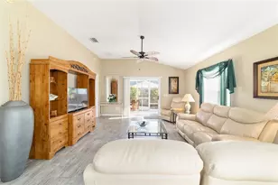 17773 SE 91st Freedom Ct, The Villages, FL 32162 - Photo 13