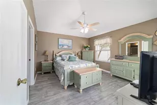 17773 SE 91st Freedom Ct, The Villages, FL 32162 - Photo 29