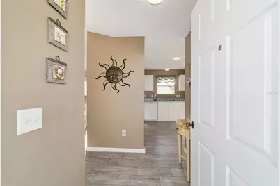 17773 SE 91st Freedom Court, The Villages, FL 32162 - Photo 9