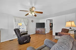 11324 Goldfinch Way, Leesburg, FL 34788 - Photo 7