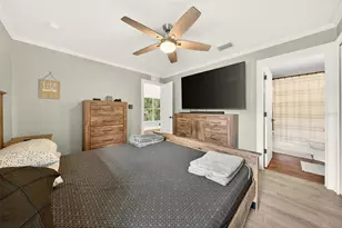 913 Powell St, Wildwood, FL 34785 - Photo 5