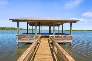 16317 Andrews Cir, Cedar Key, FL 32625 - Photo 23