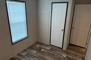 1101 NW 12th Ln, Lake Panasoffkee, FL 33538 - Photo 27