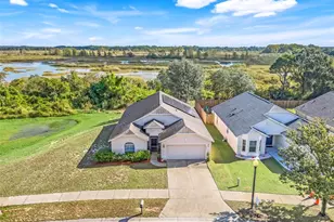 1045 Bluegrass Dr, Groveland, FL 34736 - Photo 5