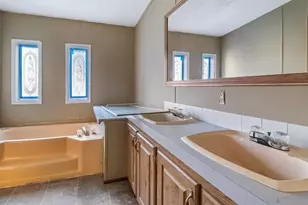 23158 E Loop Rd, Groveland, FL 34736 - Photo 11