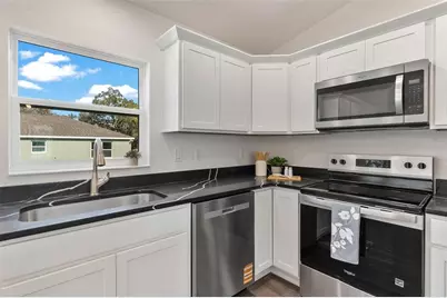 2008 Hollywood, Leesburg, FL 34748 - Photo 17