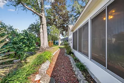 511 Loma Paseo Drive, The Villages, FL 32159 - Photo 35