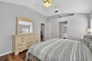 511 Loma Paseo Dr, The Villages, FL 32159 - Photo 17