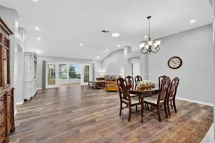 511 Loma Paseo Dr, The Villages, FL 32159 - Photo 5