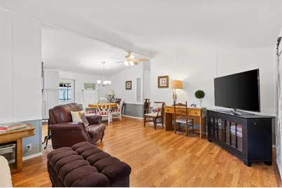 732 Royal Palm Avenue, Lady Lake, FL 32159 - Photo 7