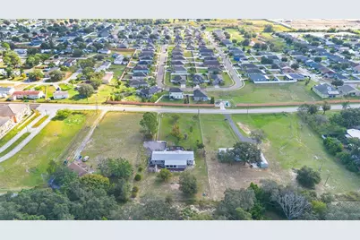 207 N 10th Street, Davenport, FL 33837 - Photo 9