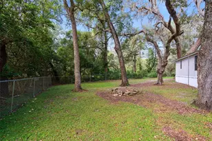 20072 SE 155th Pl, Umatilla, FL 32784 - Photo 21