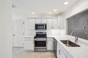 1542 Wyatt Ave, The Villages, FL 32162 - Photo 11