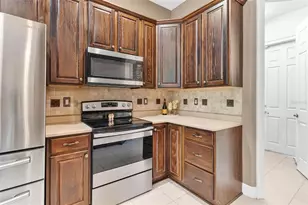 38633 Lakeview Walk, Lady Lake, FL 32159 - Photo 21