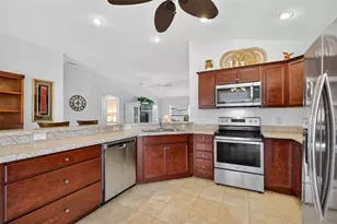 7399 SE 169th Cote Loop, The Villages, FL 32162 - Photo 7