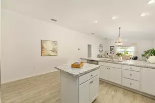 3349 Clara Ct, The Villages, FL 32163 - Photo 9