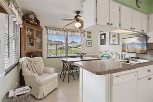 26600 Racquet Cir, Leesburg, FL 34748 - Photo 25