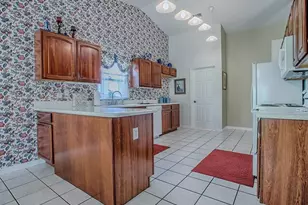 25749 Whisper Oaks Rd, Leesburg, FL 34748 - Photo 21