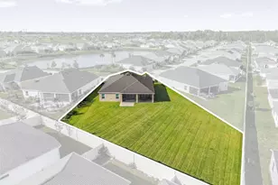 6957 Minchew Cir, The Villages, FL 34762 - Photo 45