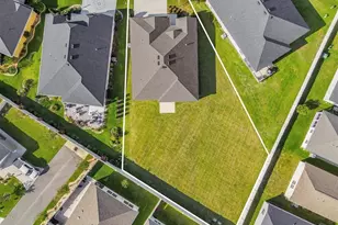 6957 Minchew Cir, The Villages, FL 34762 - Photo 49