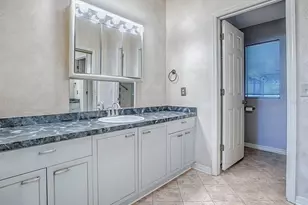 1133 Del Toro Dr, The Villages, FL 32159 - Photo 19