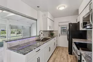 892 Hampton Dr NE, Palm Bay, FL 32905 - Photo 17