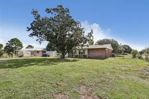 892 Hampton Dr NE, Palm Bay, FL 32905 - Photo 33