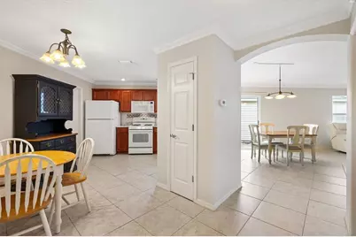 2371 Camden Terrace, The Villages, FL 32162 - Photo 3